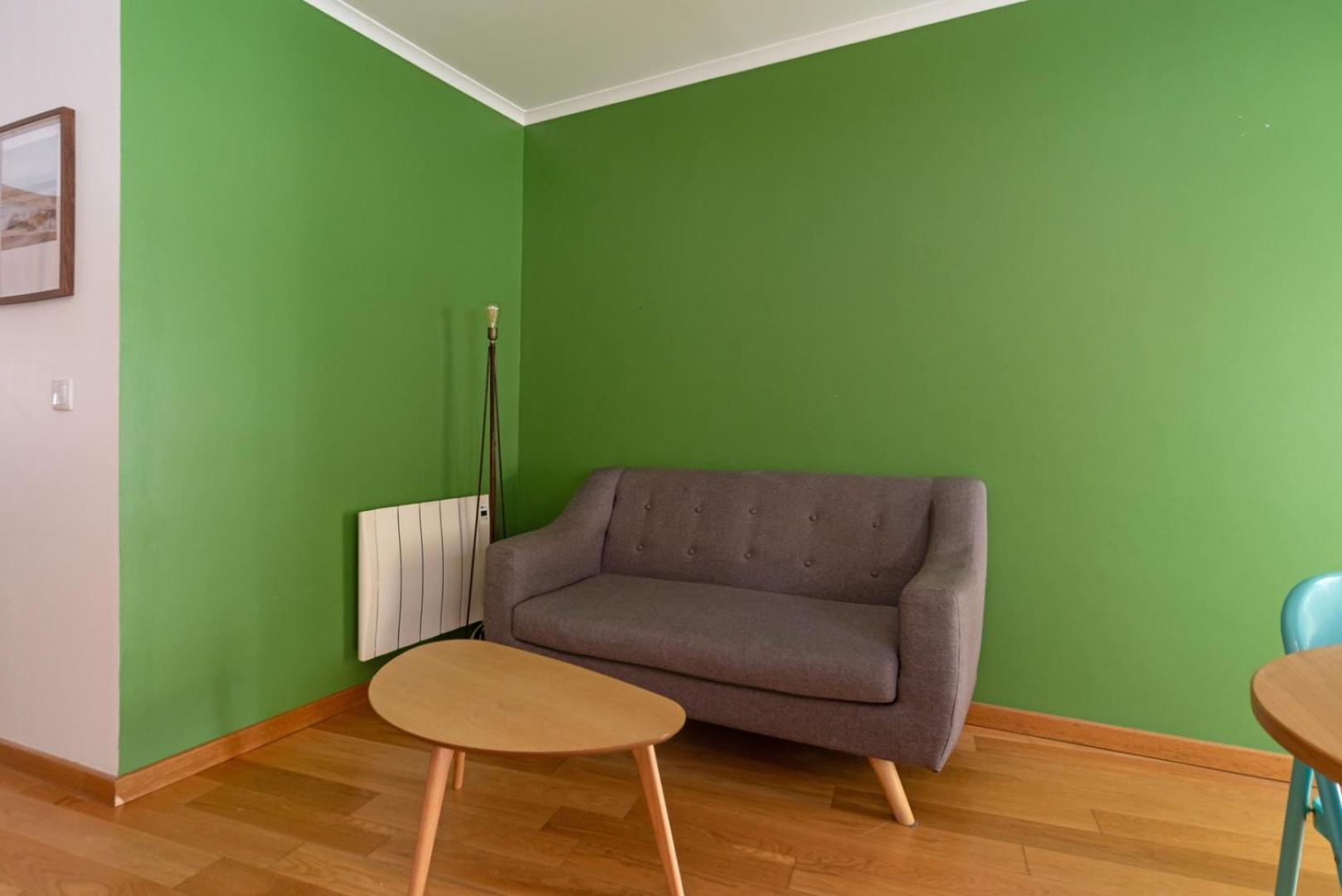 Apartment Gorgeous Rooftop 2-bed With Beautiful View Lissabon