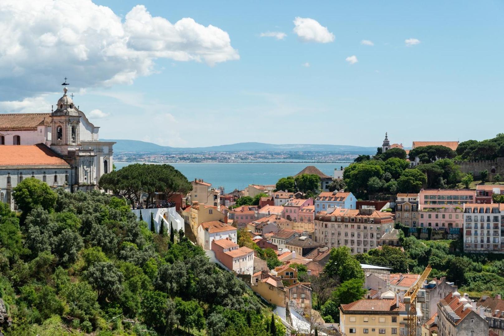 Gorgeous Rooftop 2-bed With Beautiful View *