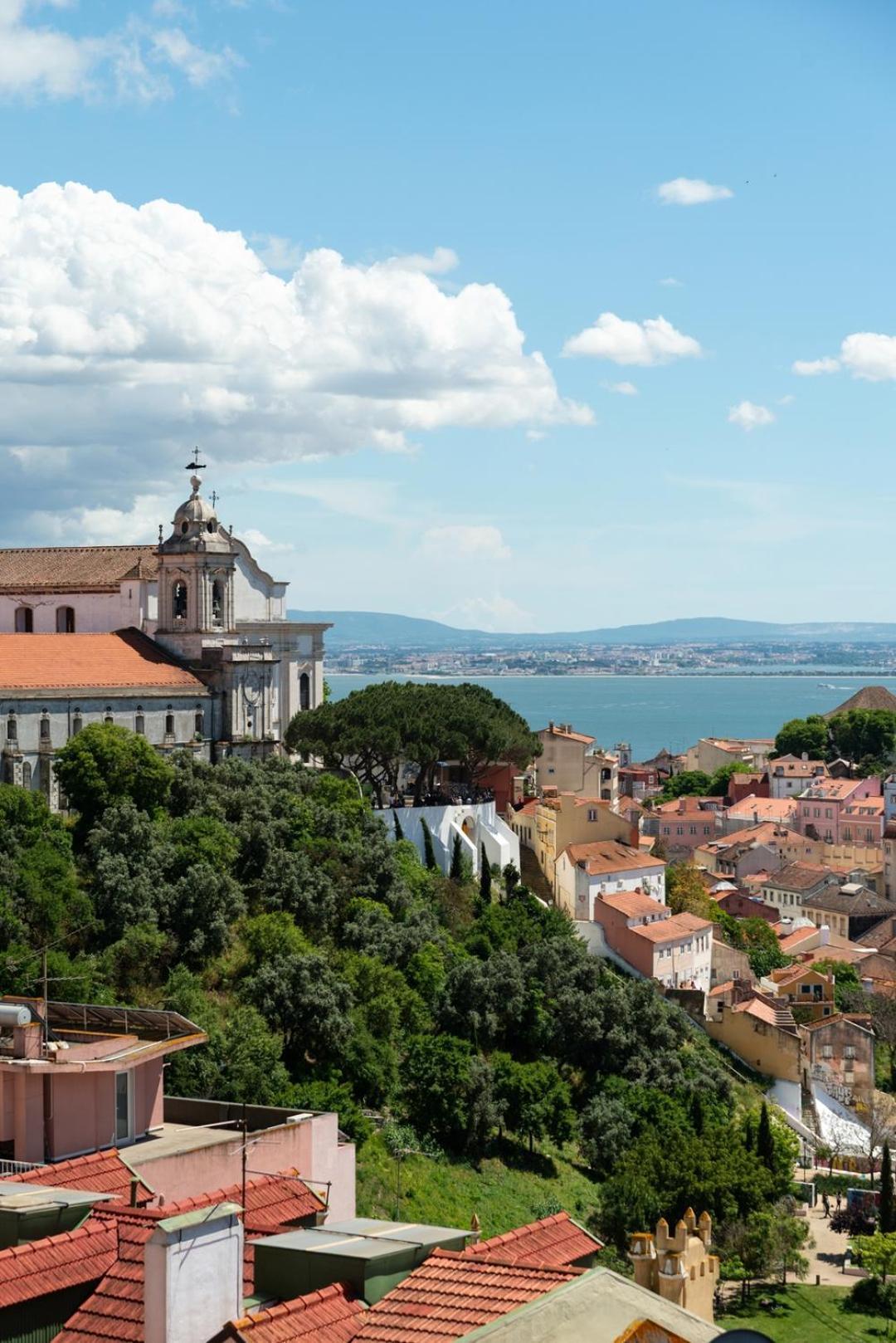 Apartment Gorgeous Rooftop 2-bed With Beautiful View